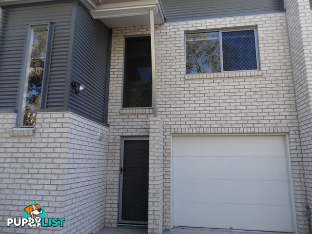 2 8A Short Street IPSWICH QLD 4305