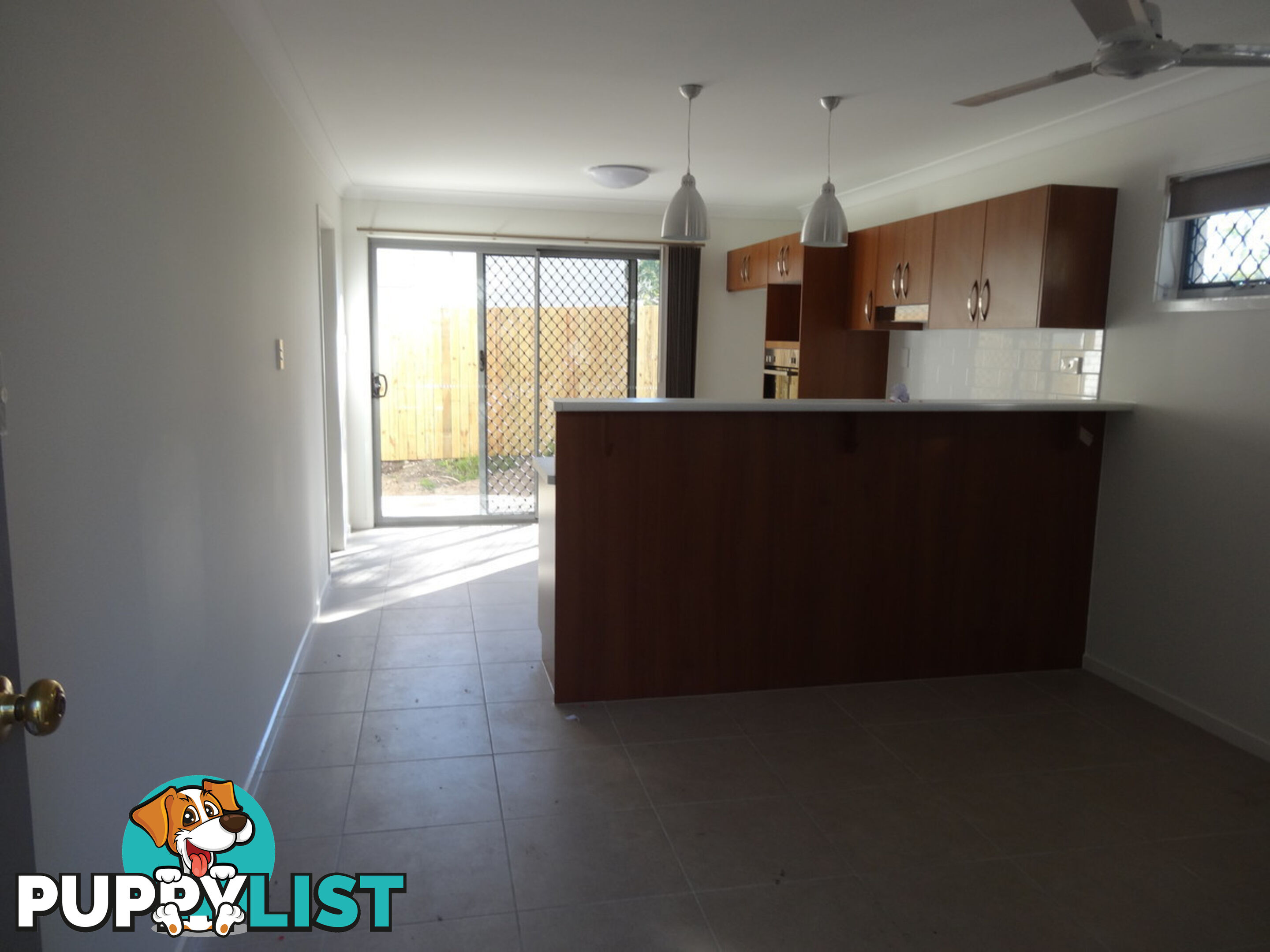 2 8A Short Street IPSWICH QLD 4305