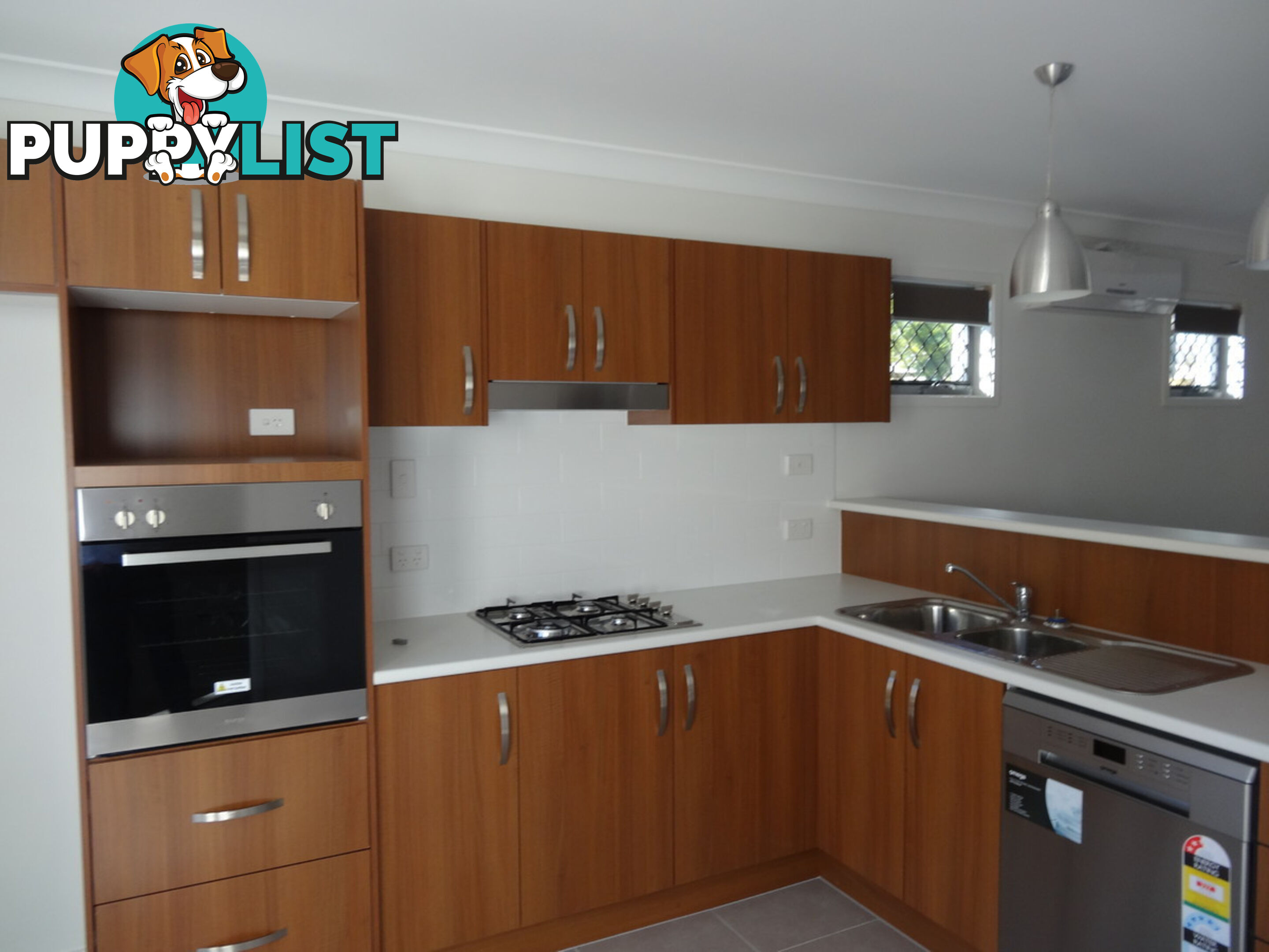 2 8A Short Street IPSWICH QLD 4305