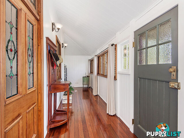 106 Blackstone Road Silkstone QLD 4304