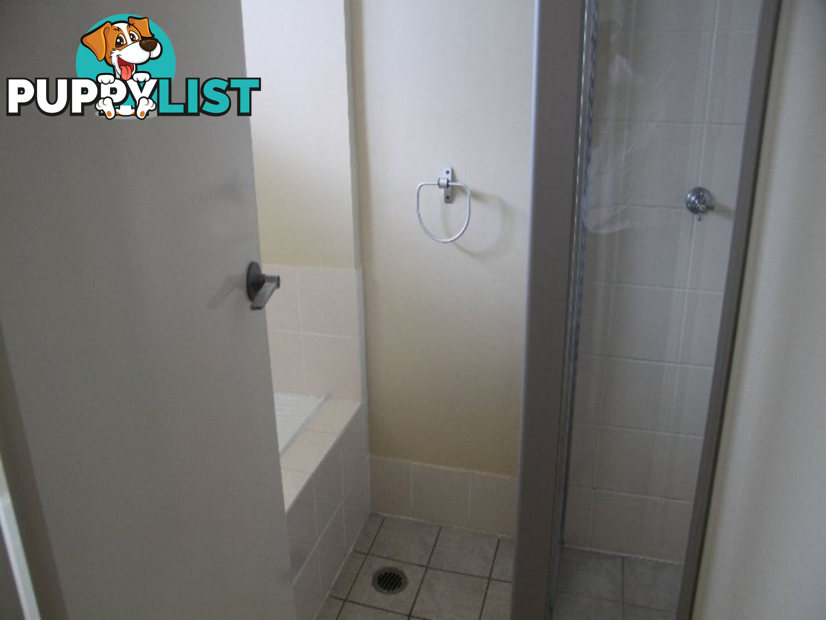 2 4 Lagoona Court CHURCHILL QLD 4305