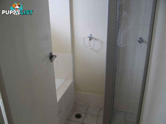 2 4 Lagoona Court CHURCHILL QLD 4305