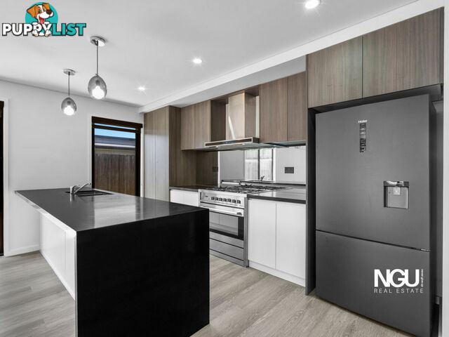 111 Alawoona Street Redbank Plains QLD 4301