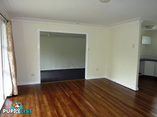 20 Clifton Street Booval QLD 4304