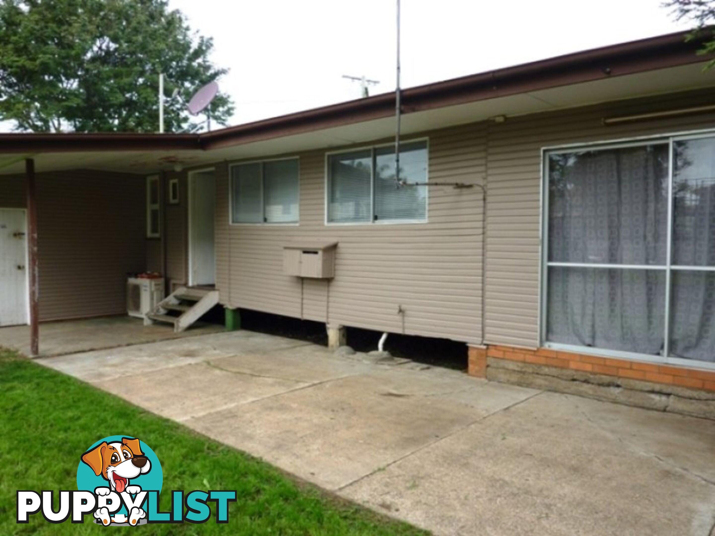 20 Clifton Street Booval QLD 4304