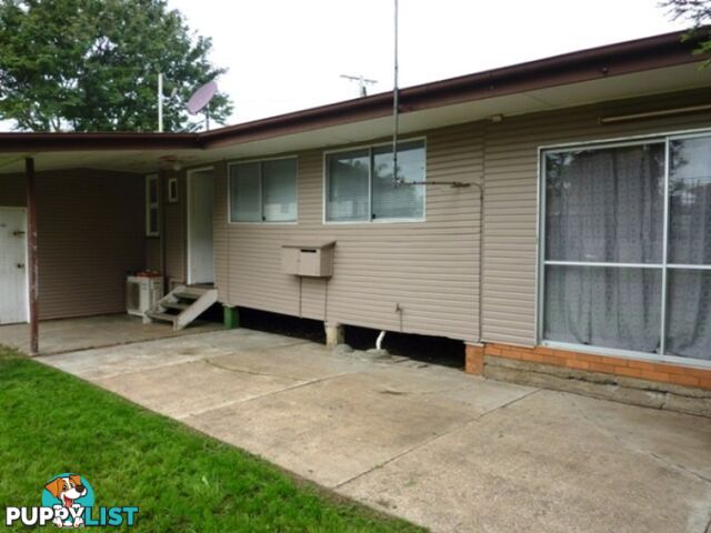 20 Clifton Street Booval QLD 4304
