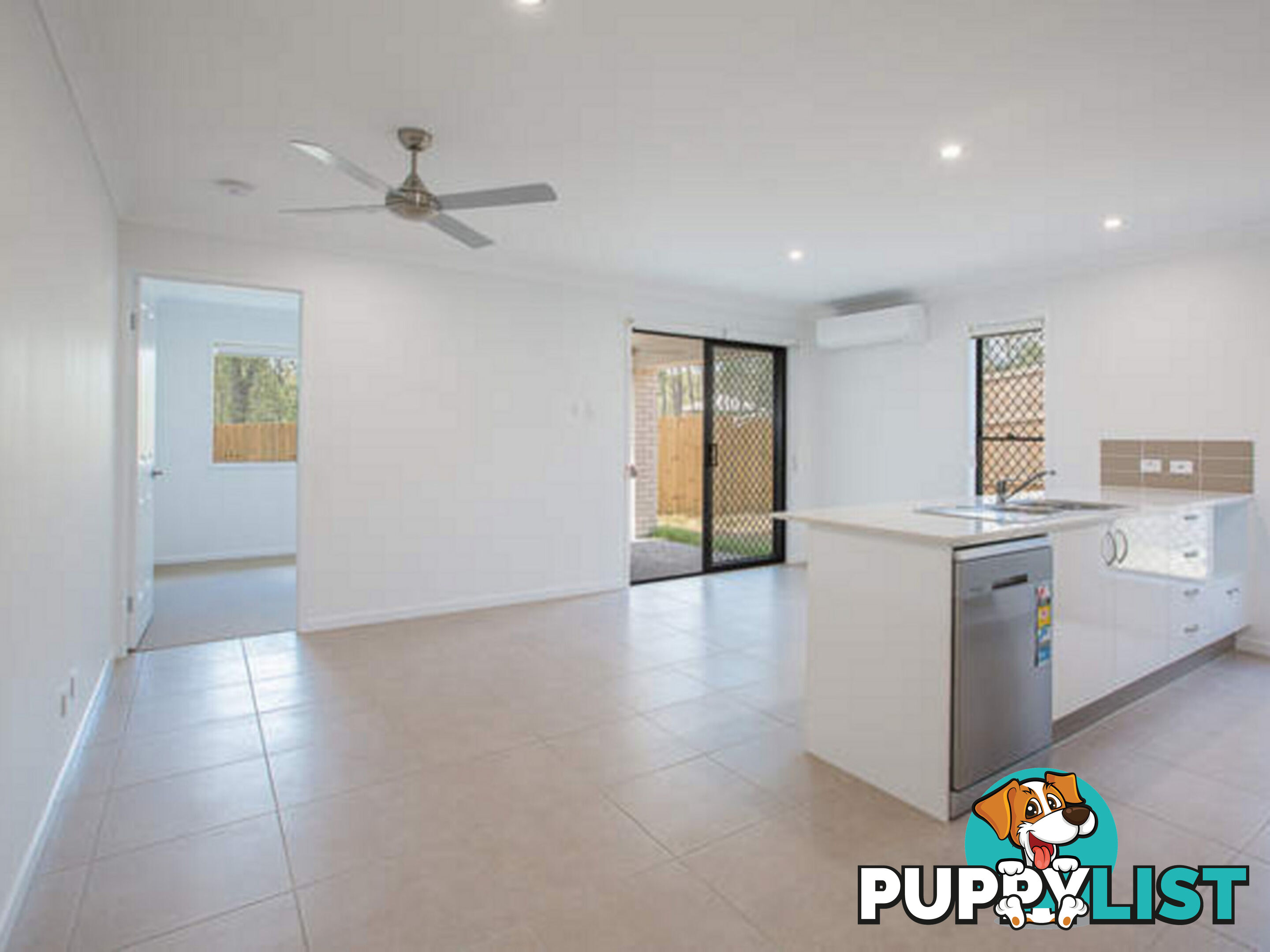 1 & 2 4 Arburry Crescent Brassall QLD 4305