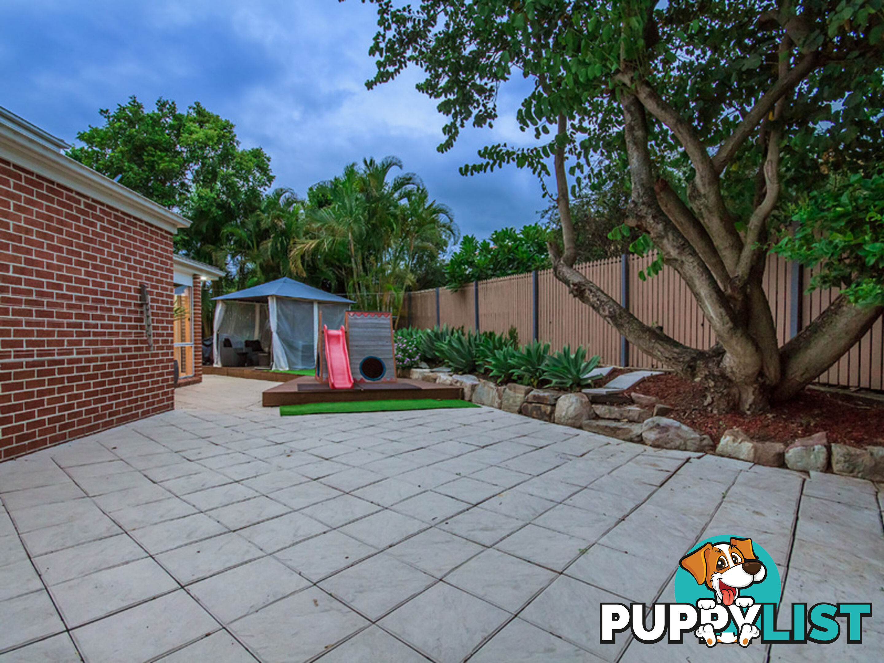11 Cassinia Place Flinders View QLD 4305