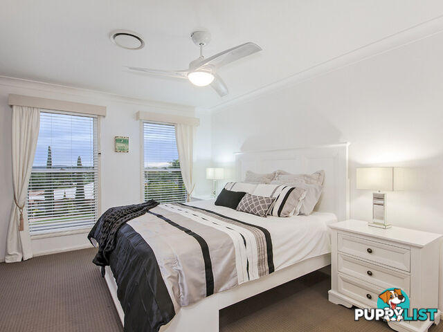 11 Cassinia Place Flinders View QLD 4305