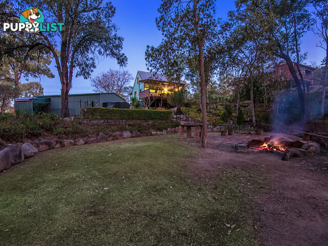 25 Jones Street Blackstone QLD 4304