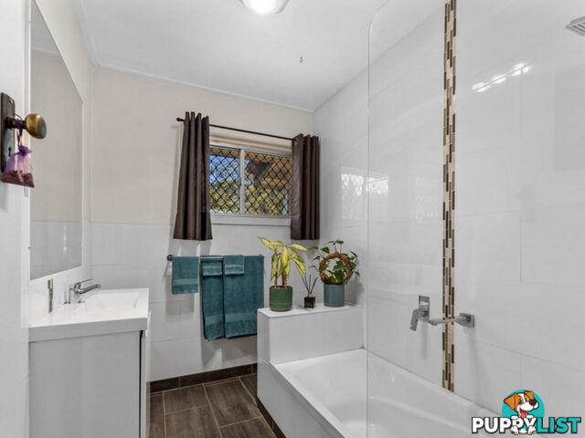 72 Aspinall Street Leichhardt QLD 4305