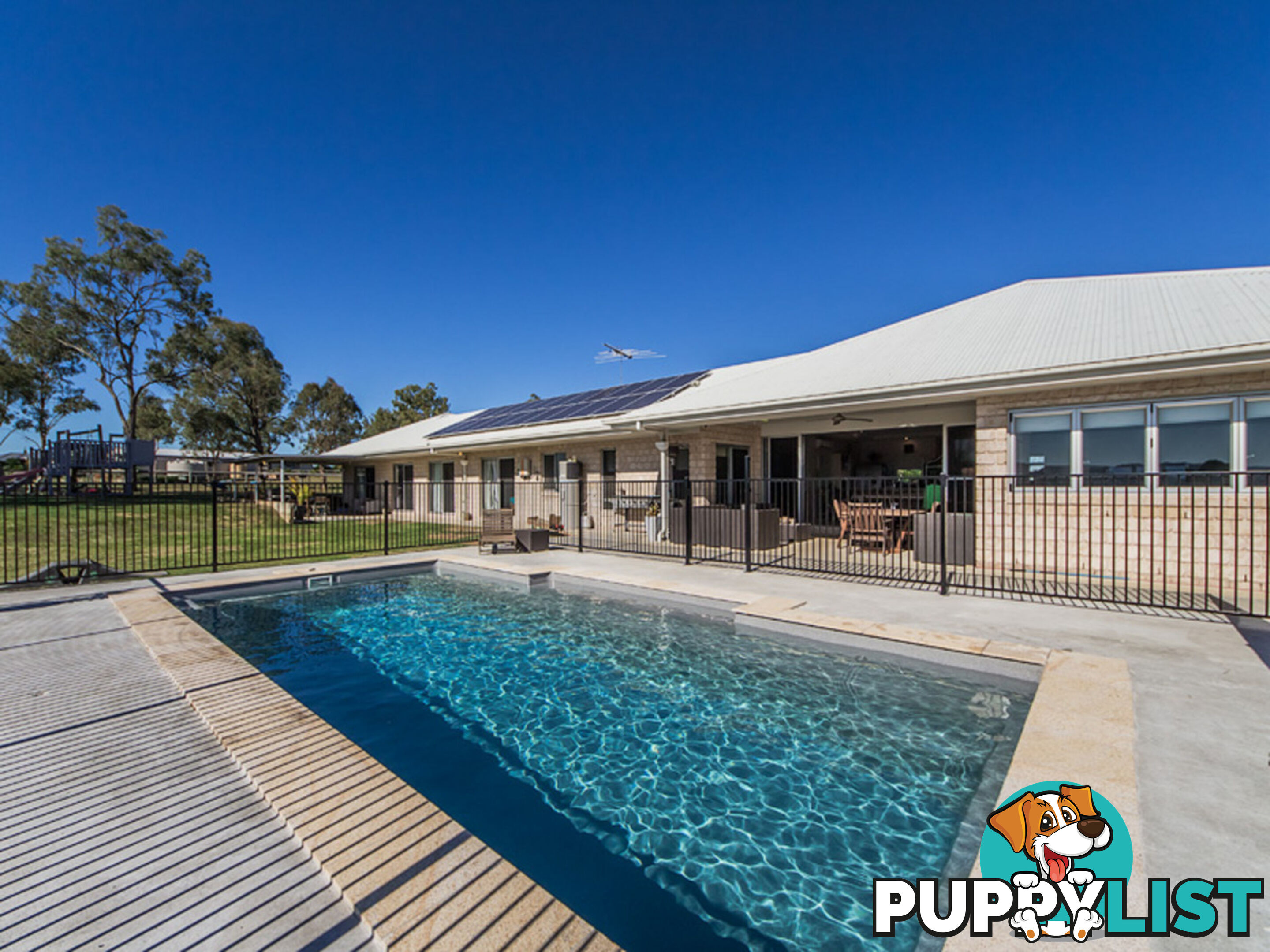 27 Ivory Close PEAK CROSSING QLD 4306