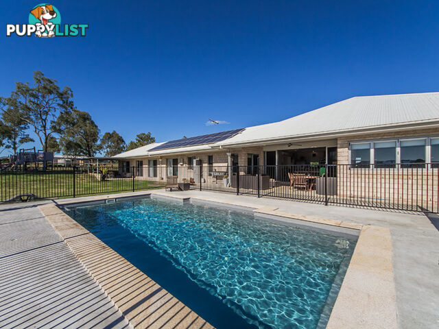 27 Ivory Close PEAK CROSSING QLD 4306