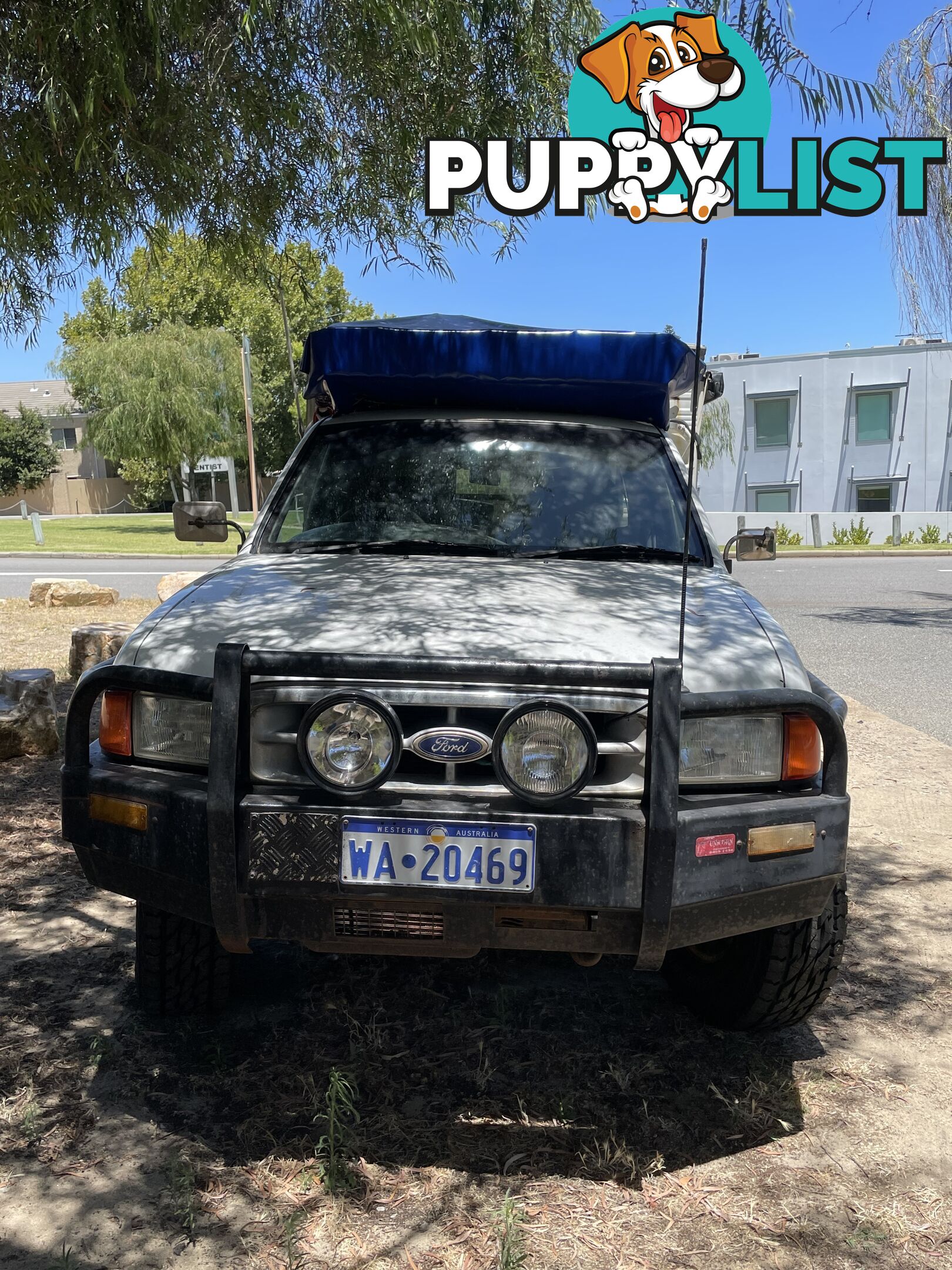 Pop-Up camper on Ford Courier 4x4 Diesel