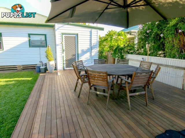 24 Collett Avenue SINGLETON NSW 2330