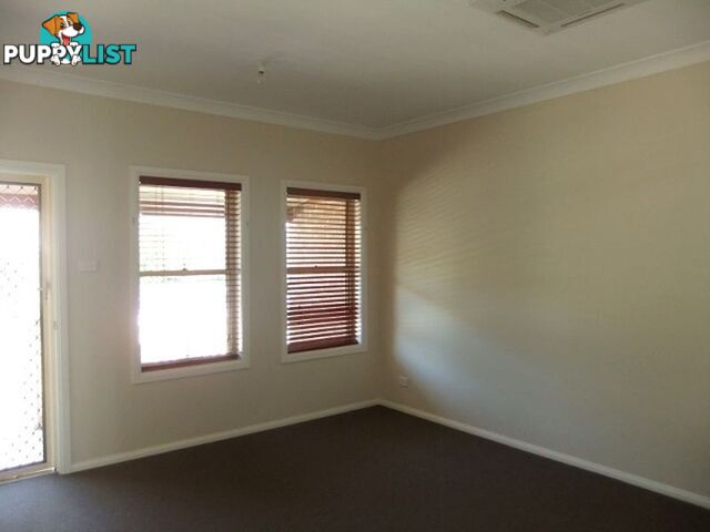 2/26 Castlereagh Street SINGLETON NSW 2330