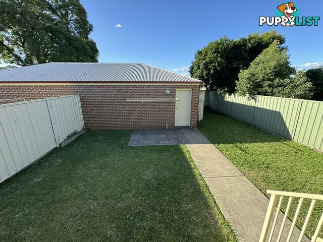 2/26 Castlereagh Street SINGLETON NSW 2330