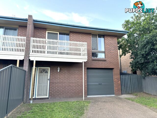 2/8 Button Close SINGLETON NSW 2330