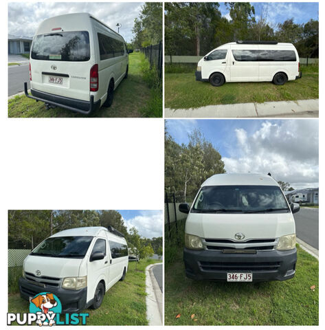 Toyota hiace commuter campervan Diesel low klms