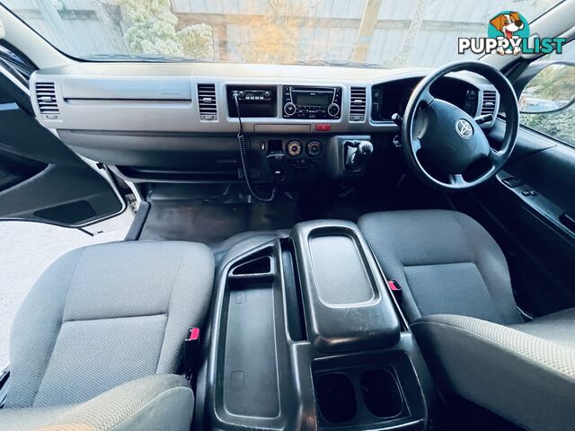 Toyota hiace commuter campervan Diesel low klms