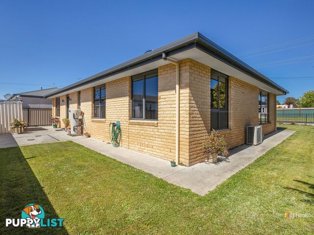 Unit 2/57a Saunders Street WYNYARD TAS 7325