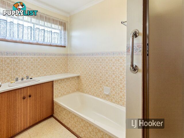 Unit 2/2 Monnington Street UPPER BURNIE TAS 7320