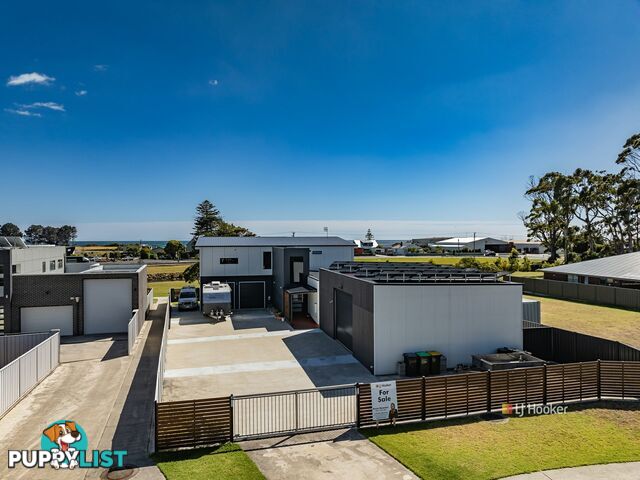 8 Moore Court WYNYARD TAS 7325