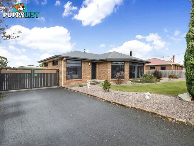 2 McArthur Street WYNYARD TAS 7325