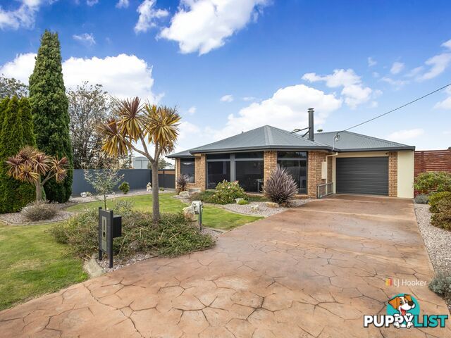 2 McArthur Street WYNYARD TAS 7325