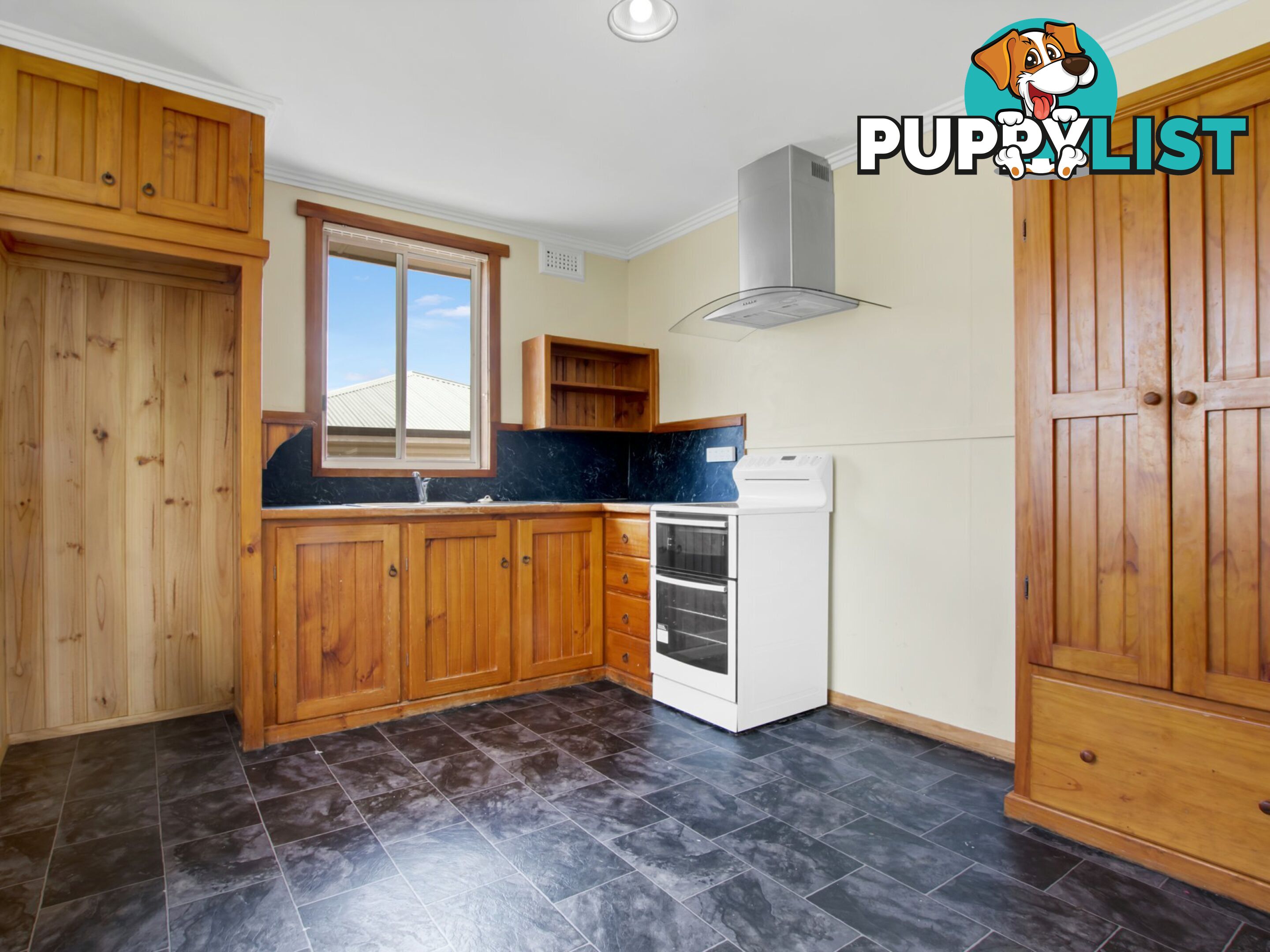 85 Simpson Street SOMERSET TAS 7322