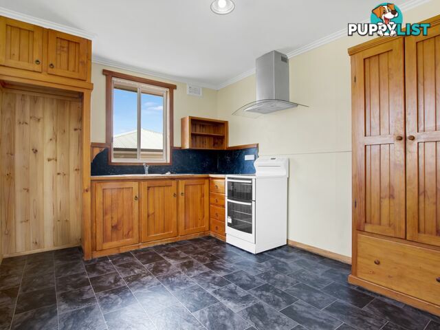 85 Simpson Street SOMERSET TAS 7322