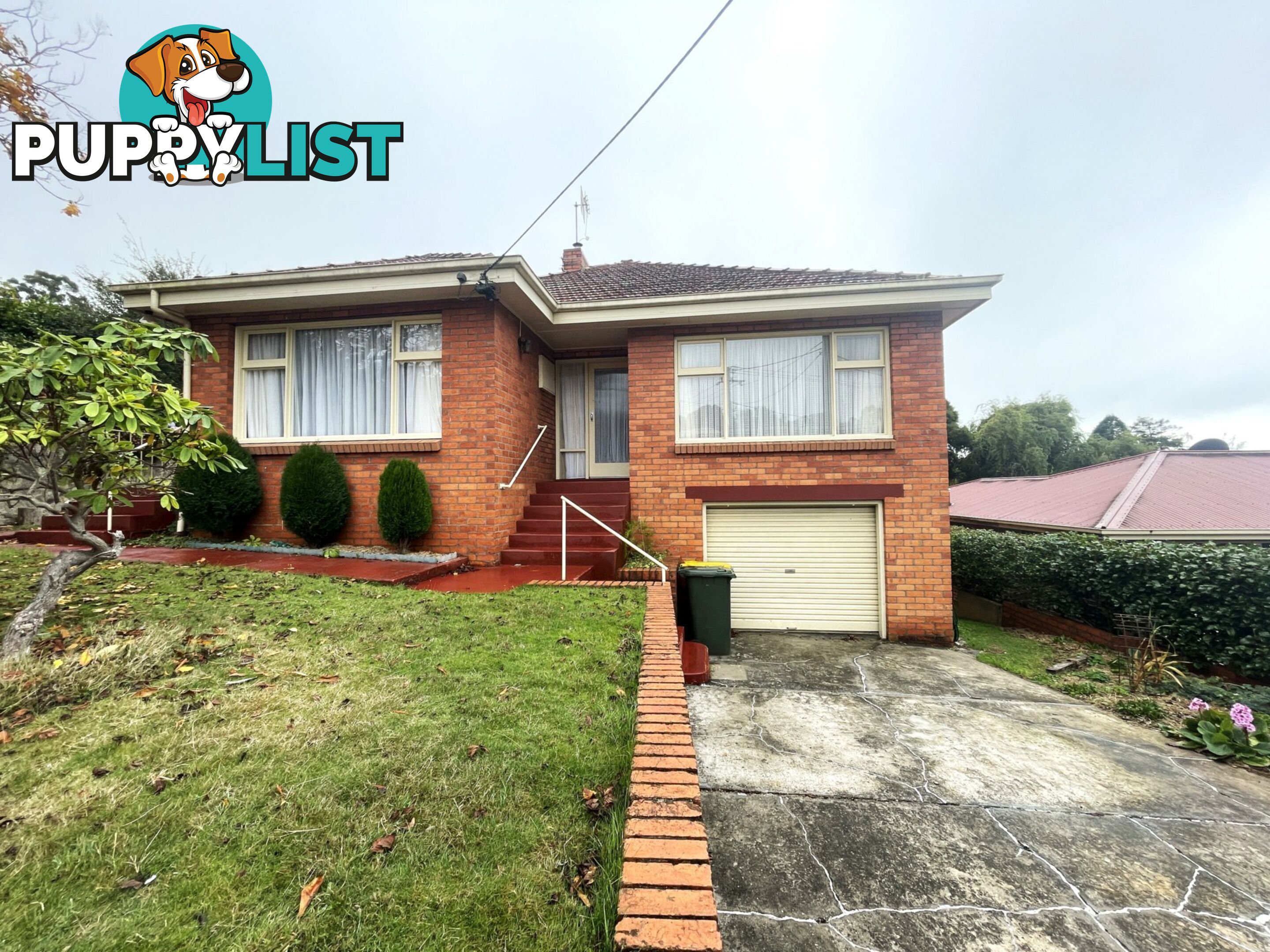 8 Aileen Crescent HILLCREST TAS 7320