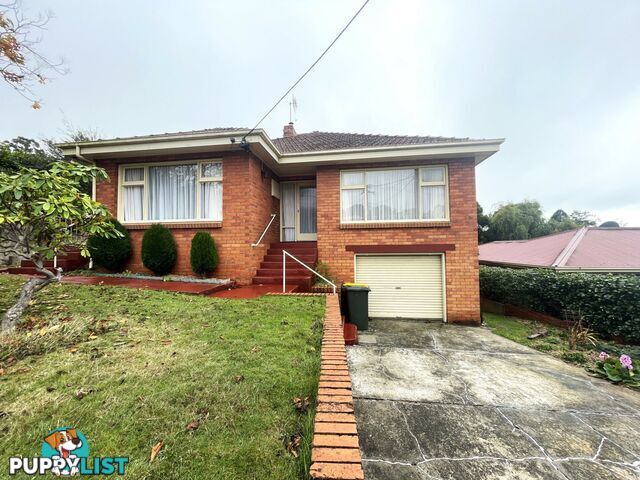 8 Aileen Crescent HILLCREST TAS 7320