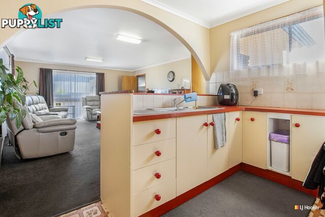 Unit 2/15 Park Street WYNYARD TAS 7325