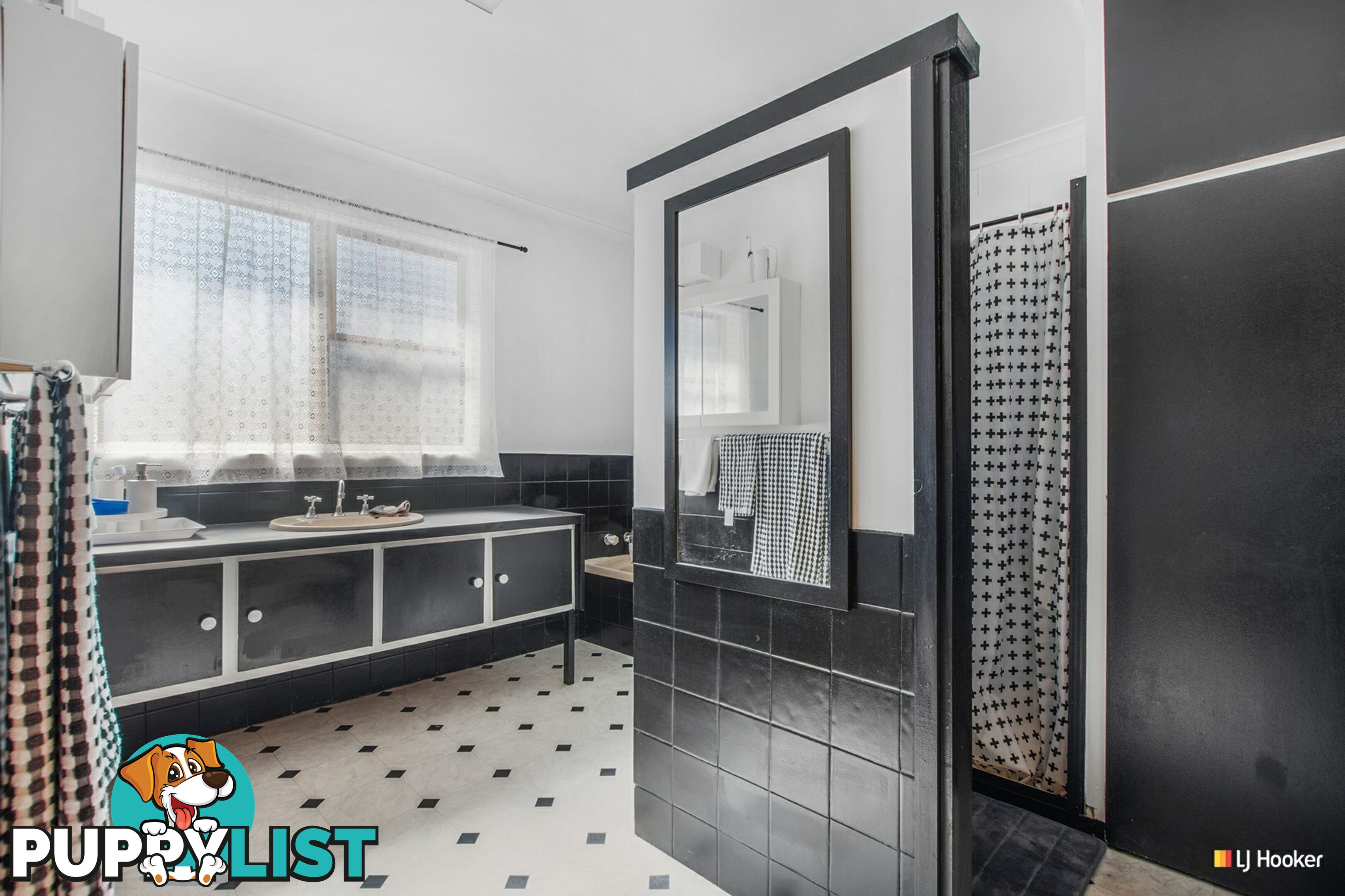 Unit 2/15 Park Street WYNYARD TAS 7325