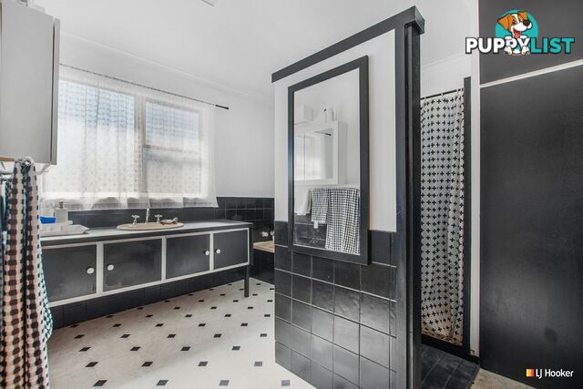 Unit 2/15 Park Street WYNYARD TAS 7325