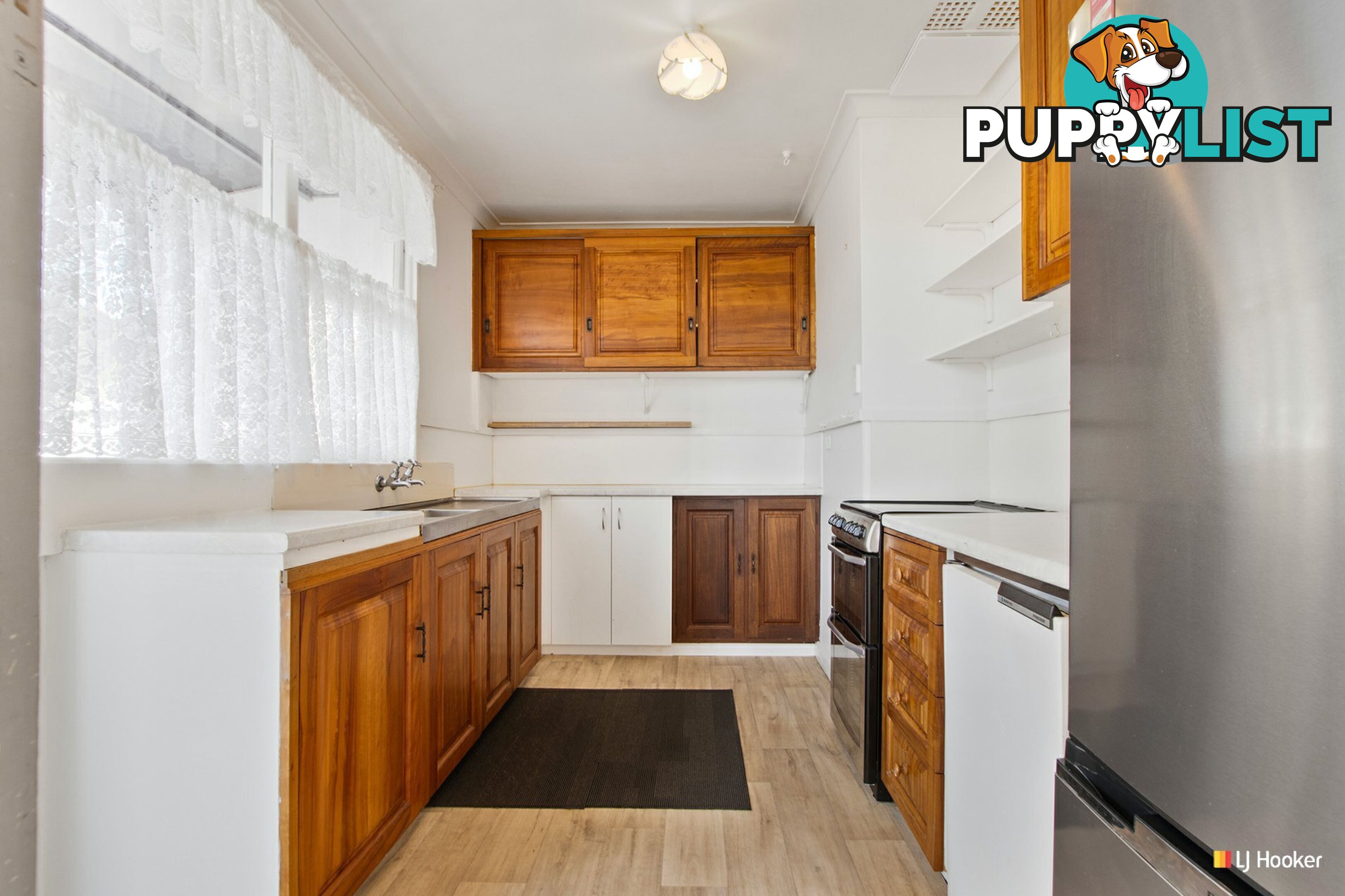 82 Simpson Street SOMERSET TAS 7322