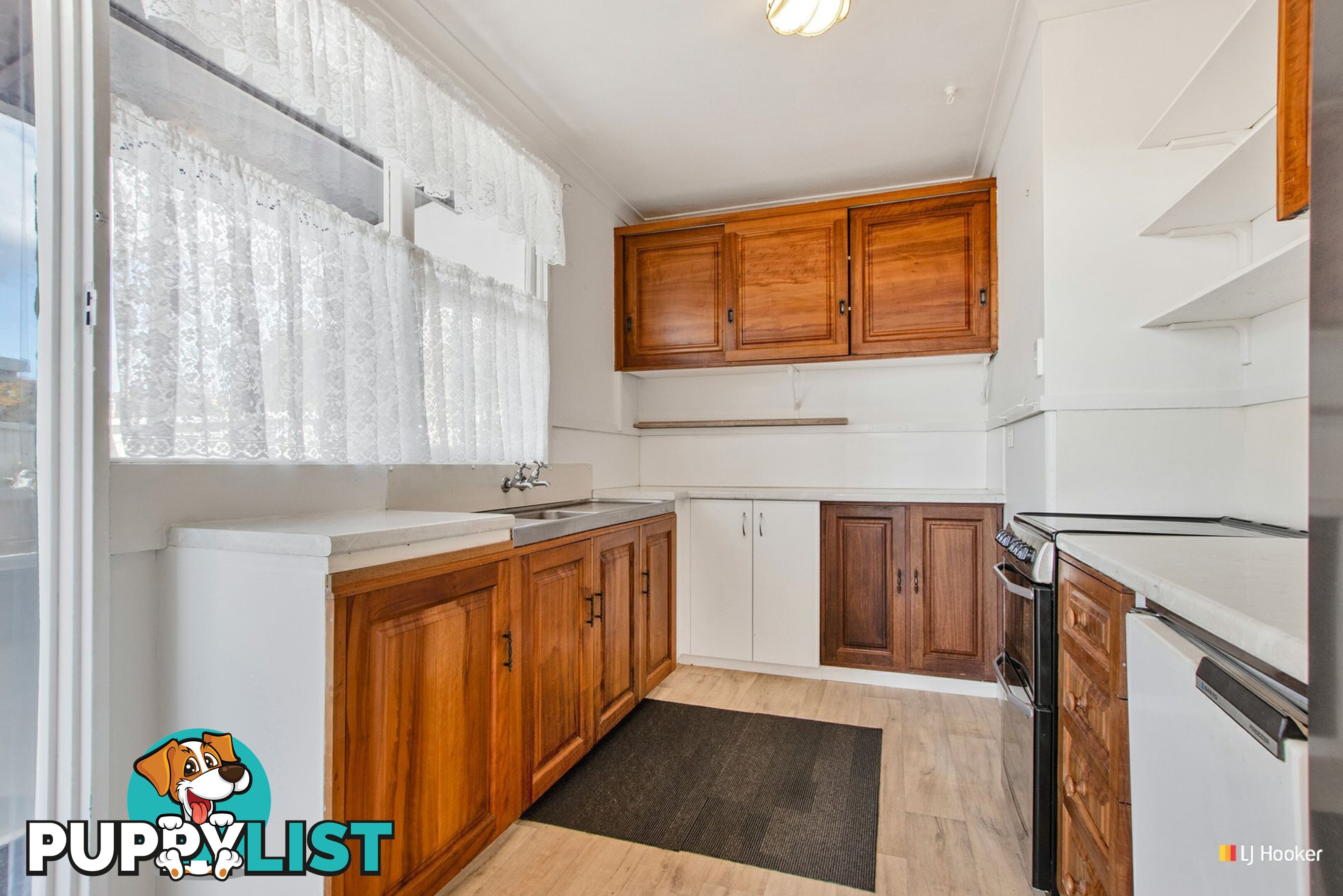 82 Simpson Street SOMERSET TAS 7322