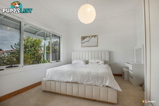 15 Jackson Street WYNYARD TAS 7325