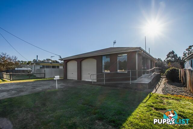 11 Wilkinson Street WYNYARD TAS 7325