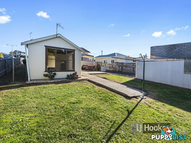 8 Arthur Street SOMERSET TAS 7322