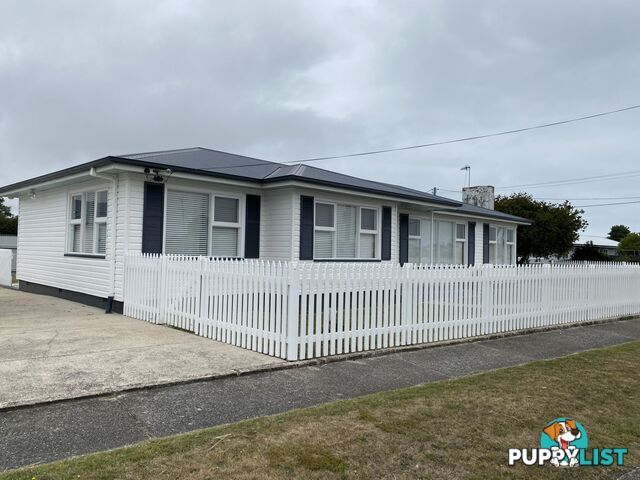 66 Saunders Street WYNYARD TAS 7325