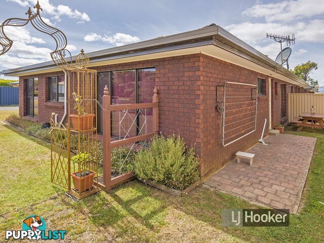 Unit 1/11 Freestone Crescent WYNYARD TAS 7325