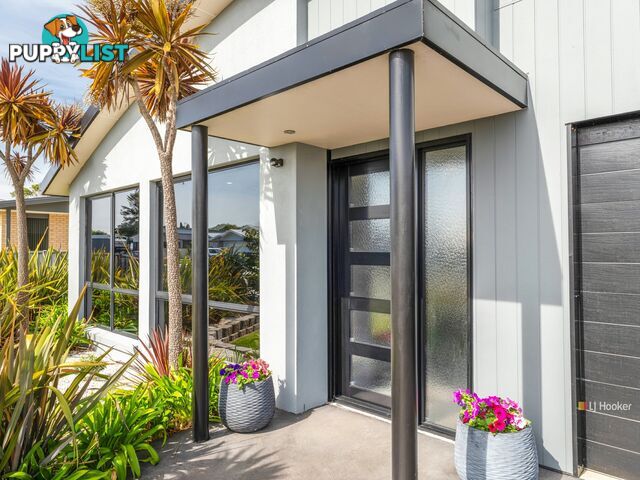 17 Sandy Crescent WYNYARD TAS 7325