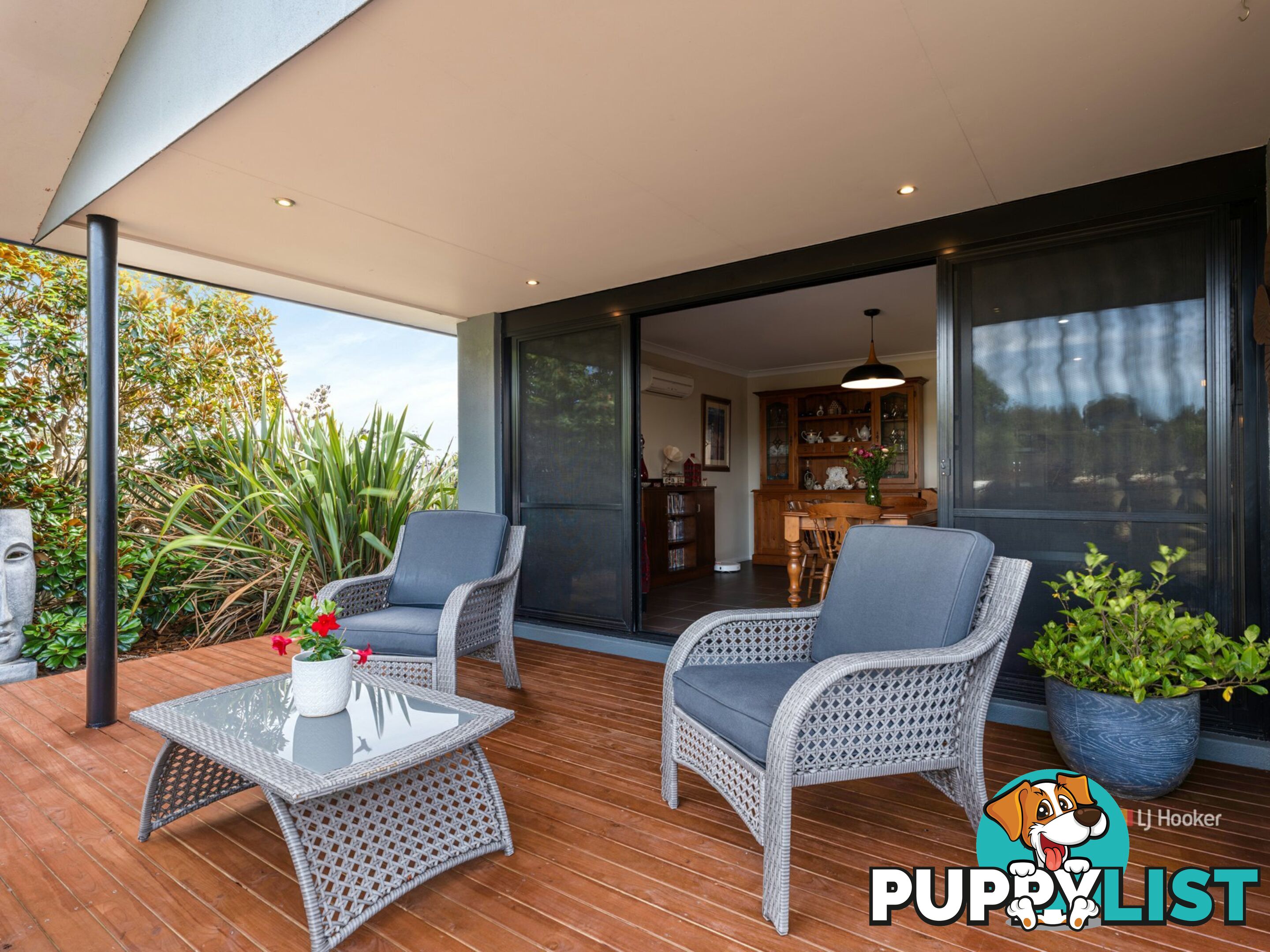 17 Sandy Crescent WYNYARD TAS 7325