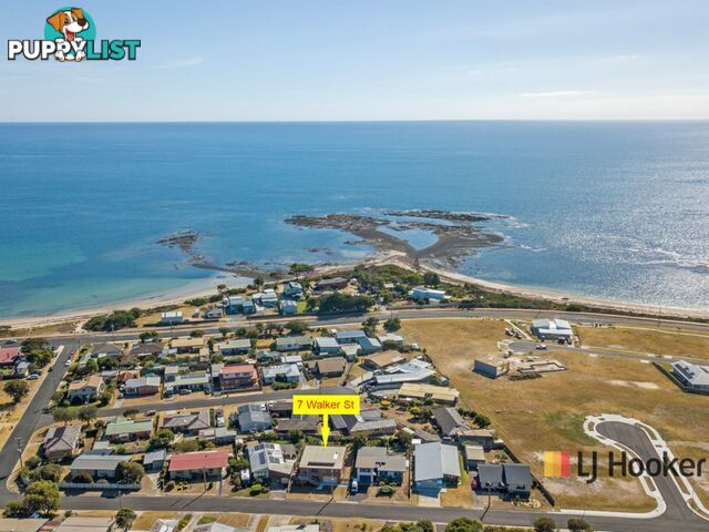 7 Walker Street WYNYARD TAS 7325