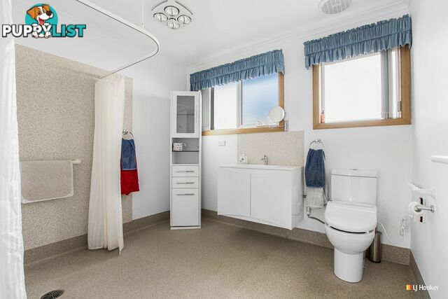 Unit 3/16 Reid Street WYNYARD TAS 7325