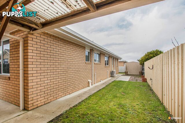 Unit 3/16 Reid Street WYNYARD TAS 7325