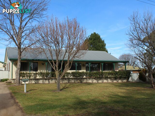 27 Meade Street GLEN INNES NSW 2370