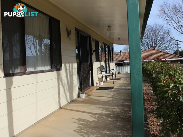 27 Meade Street GLEN INNES NSW 2370